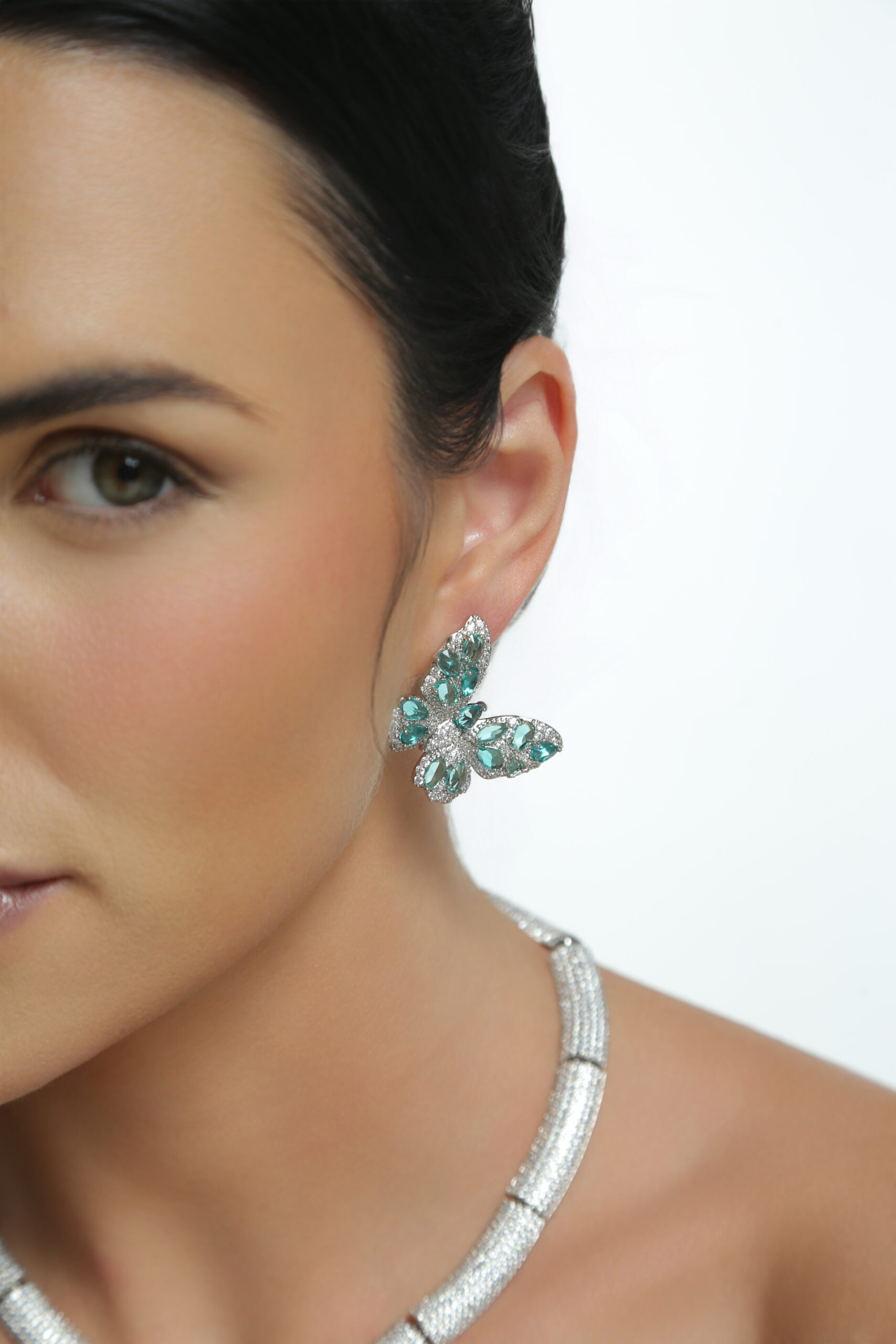 Como montar um mix de semijoias campeão para revenda